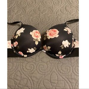 VS Black & Floral Push-Up Bra